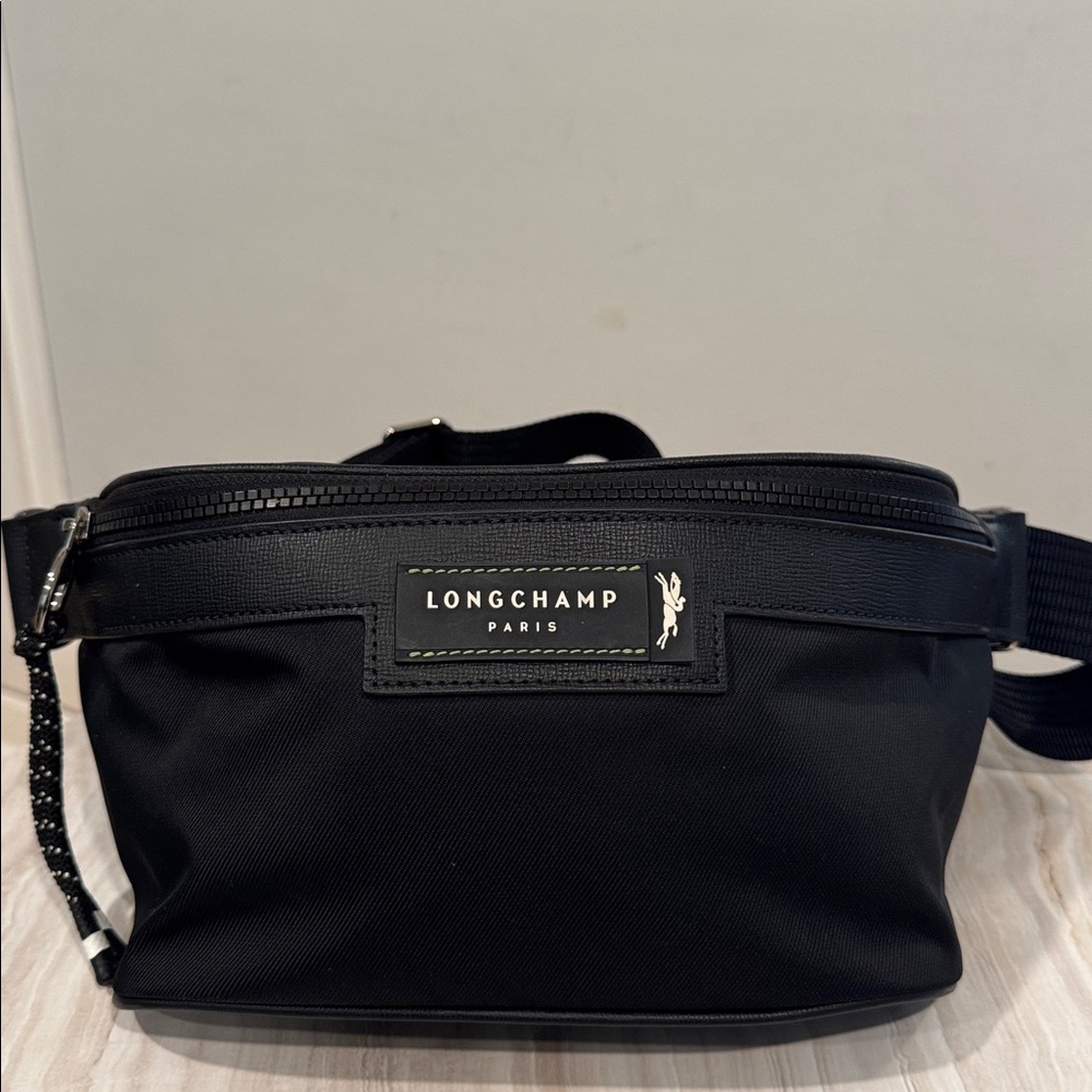 **SOLD** Longchamp Bag Black Nylon Belt Bag Fanny Pack Rare - Picture 4 of 17